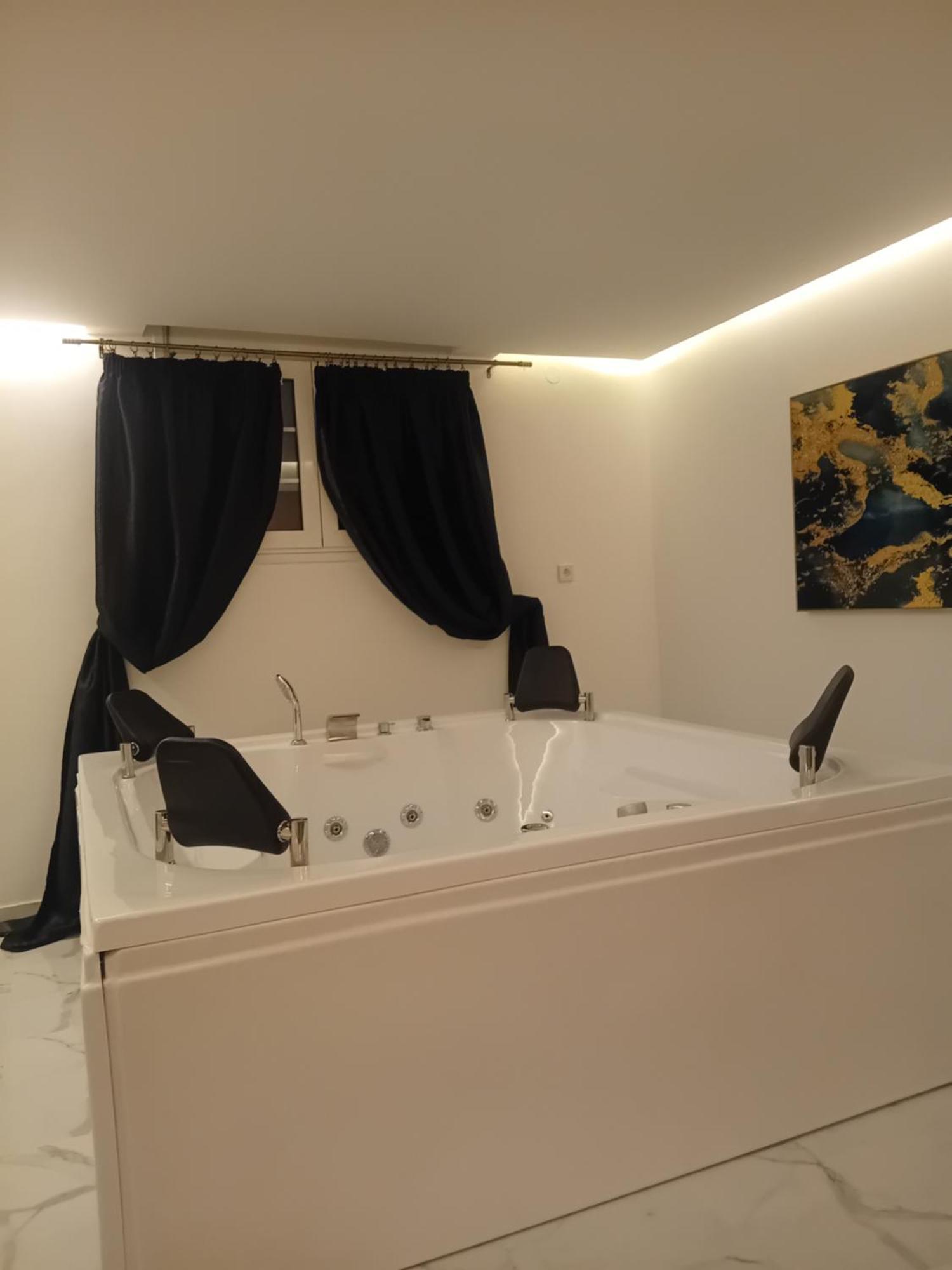 Meteora Grande Luxury Suite & Spa Villa Kalambaka Extérieur photo